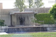 Großer Wasserfall am Hubland Campus Sued